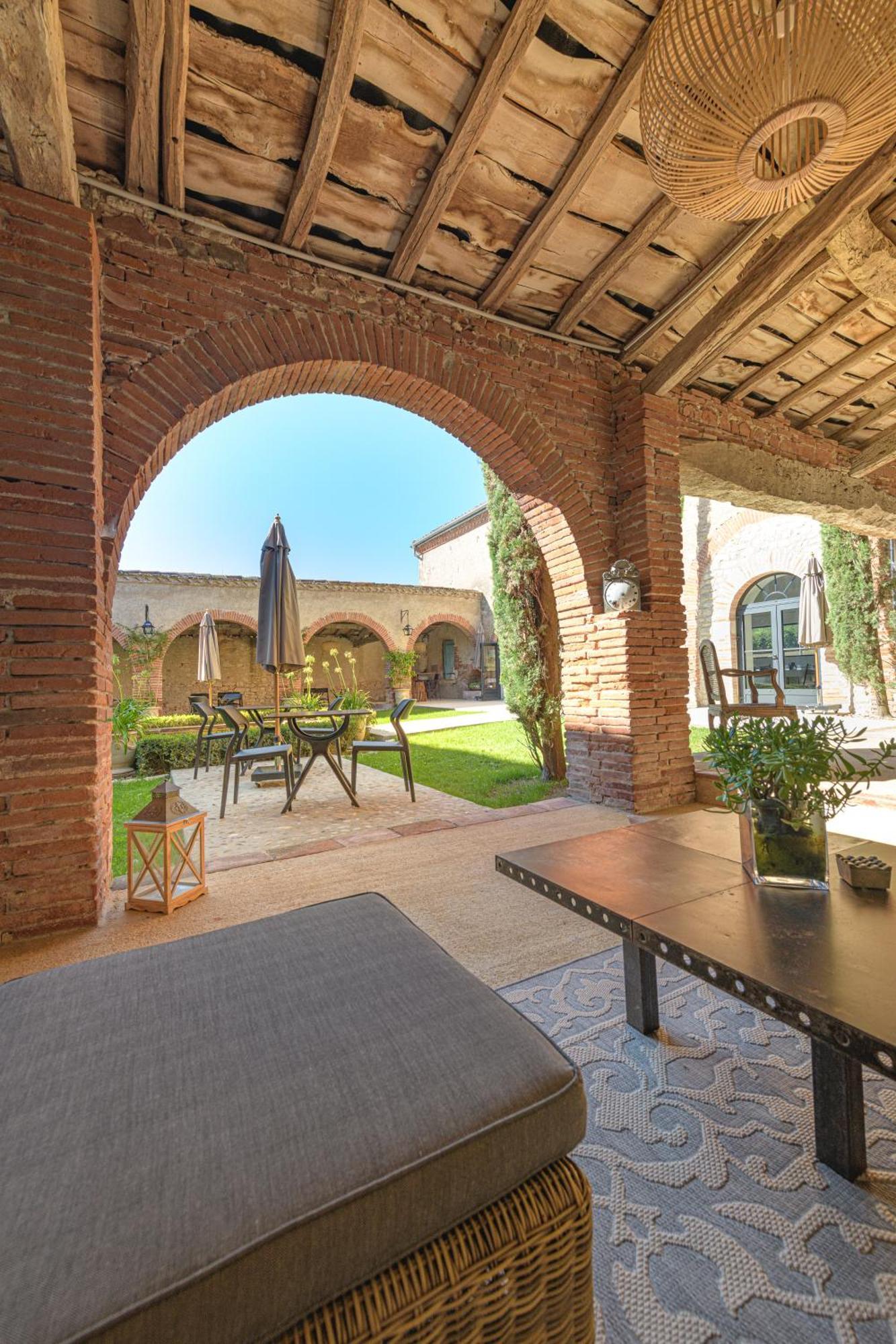 Domaine De La Monestarie - Teritoria Hotel Bernac  ภายนอก รูปภาพ