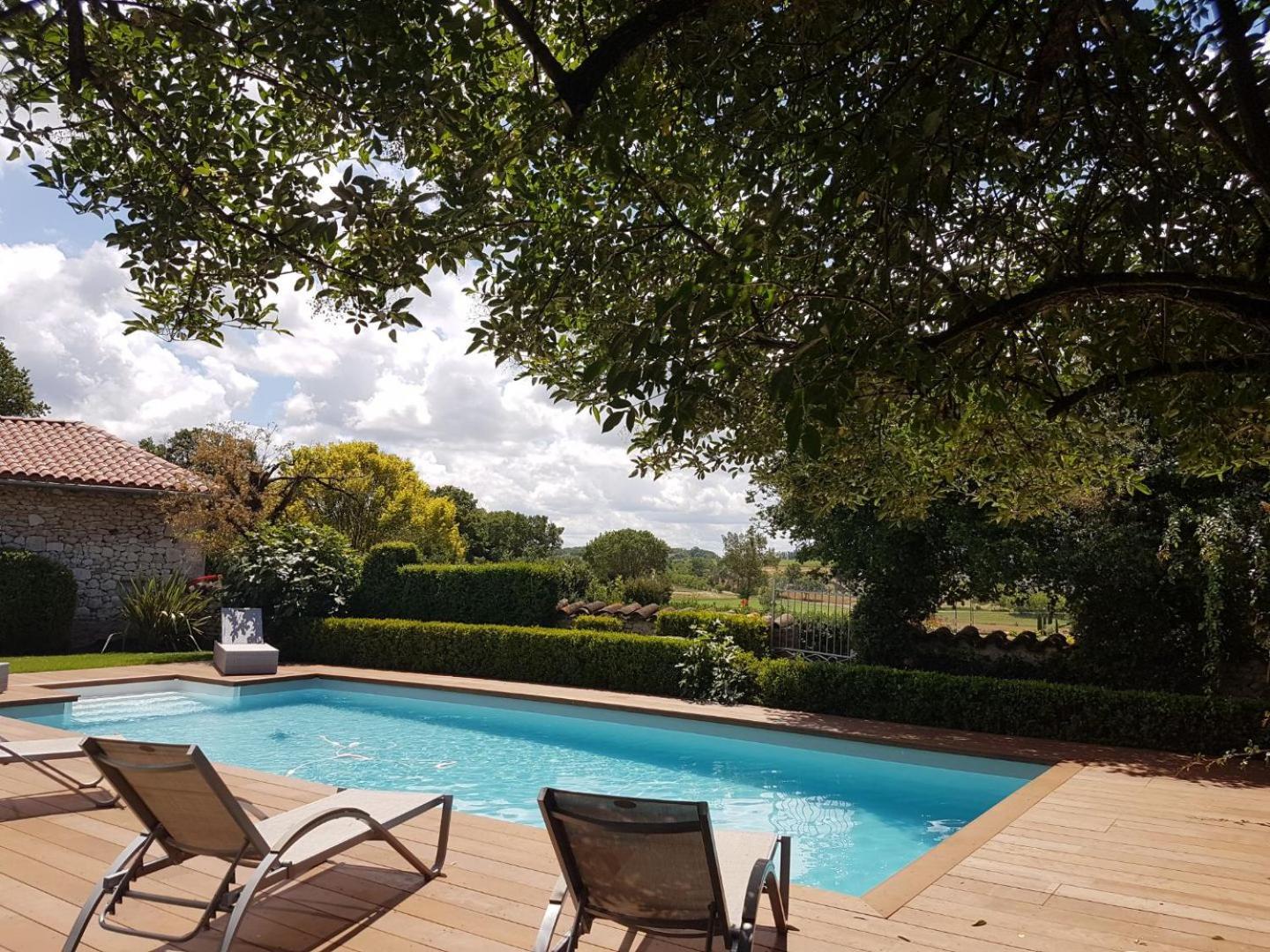 Domaine De La Monestarie - Teritoria Hotel Bernac  ภายนอก รูปภาพ